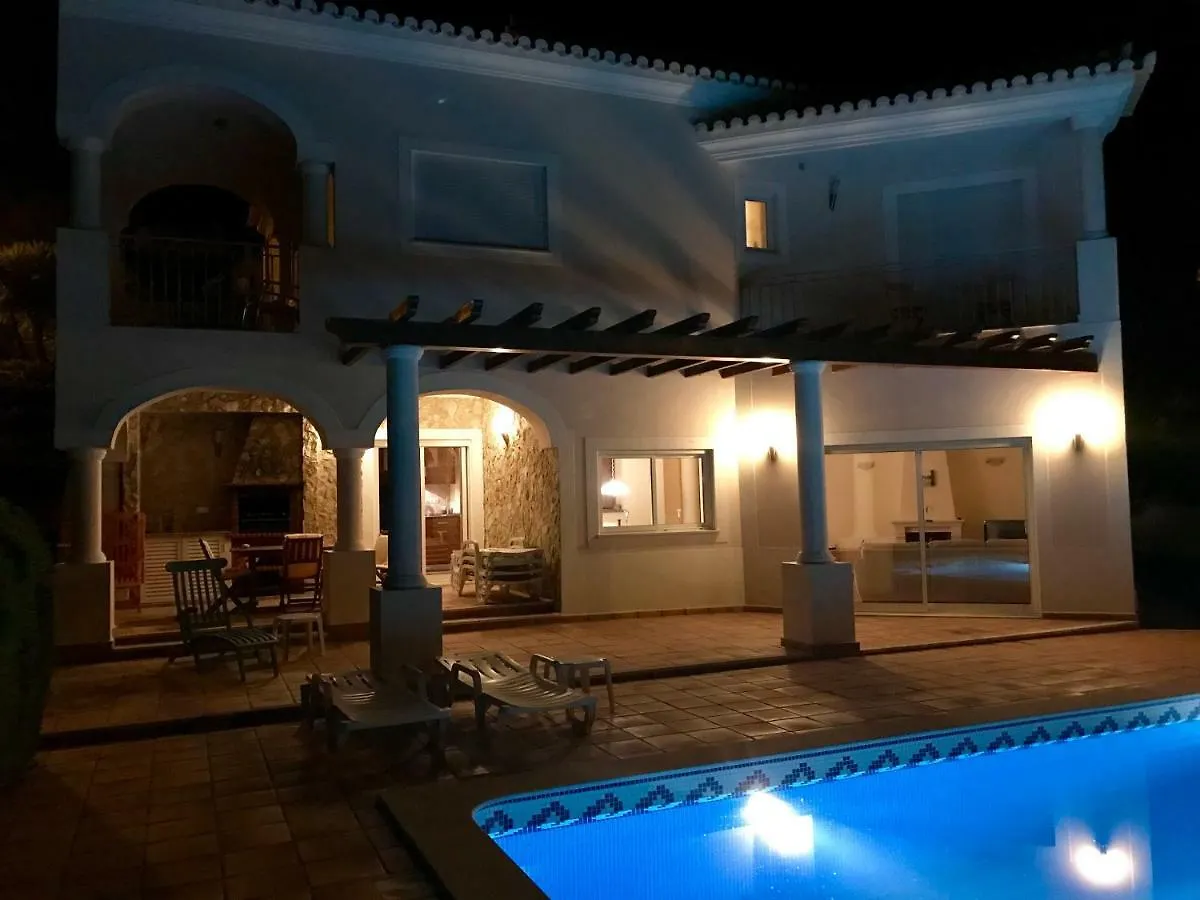 Lovely Burgau Villa Just 3 Mins Walk From Beach Budens 0*,