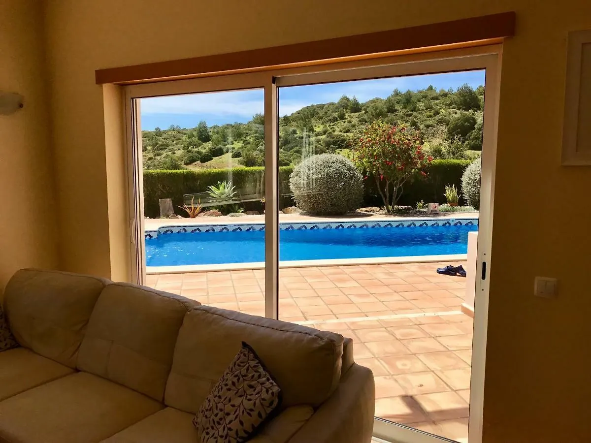 Lovely Burgau Villa Just 3 Mins Walk From Beach Budens