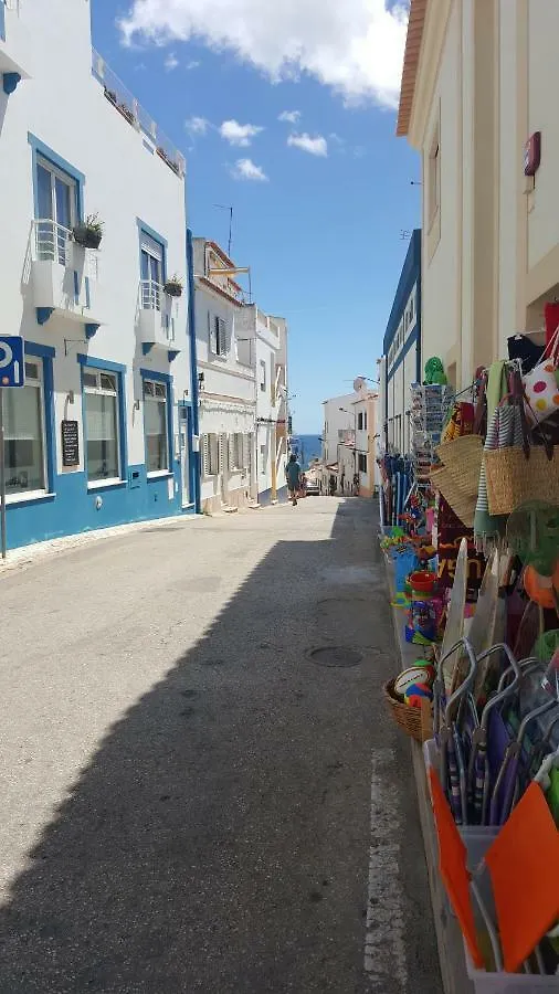 Lovely Burgau Villa Just 3 Mins Walk From Beach Budens